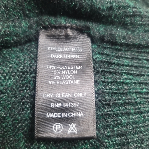 ASTR deep green "Nicola" sweater - Picture 6 of 9